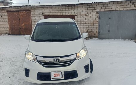 Honda Freed I, 2014 год, 1 350 000 рублей, 5 фотография