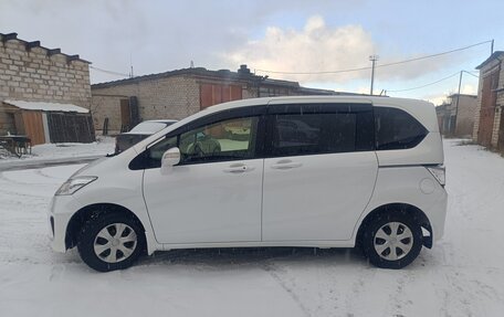 Honda Freed I, 2014 год, 1 350 000 рублей, 4 фотография