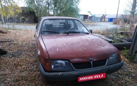 Opel Rekord E, 1983 год, 110 000 рублей, 1 фотография