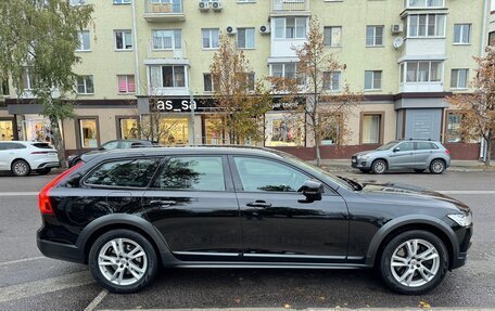 Volvo V90 Cross Country I рестайлинг, 2018 год, 3 800 000 рублей, 6 фотография