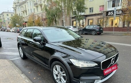 Volvo V90 Cross Country I рестайлинг, 2018 год, 3 800 000 рублей, 7 фотография