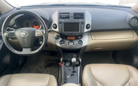 Toyota RAV4, 2011 год, 1 650 000 рублей, 10 фотография