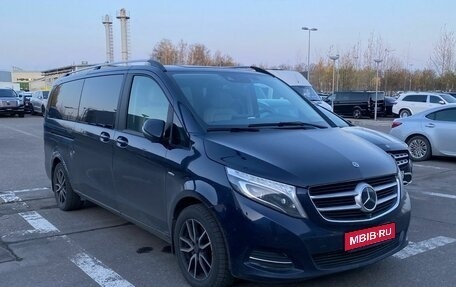 Mercedes-Benz V-Класс, 2017 год, 5 430 000 рублей, 1 фотография