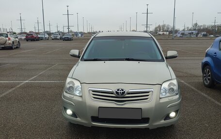 Toyota Avensis III рестайлинг, 2006 год, 820 000 рублей, 2 фотография