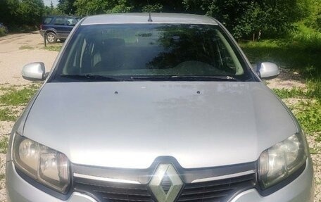 Renault Logan II, 2014 год, 445 000 рублей, 1 фотография