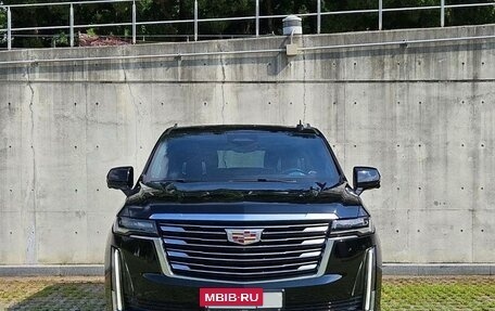 Cadillac Escalade V, 2021 год, 8 500 000 рублей, 3 фотография