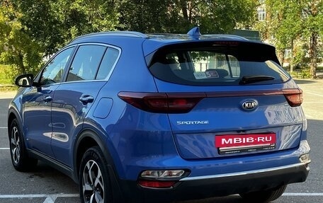 KIA Sportage IV рестайлинг, 2020 год, 2 605 000 рублей, 4 фотография