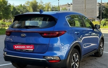 KIA Sportage IV рестайлинг, 2020 год, 2 605 000 рублей, 6 фотография