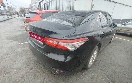 Toyota Camry, 2021 год, 3 400 000 рублей, 1 фотография