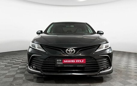 Toyota Camry, 2021 год, 3 459 000 рублей, 2 фотография