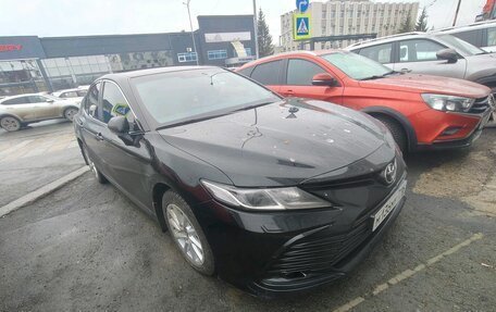 Toyota Camry, 2021 год, 3 400 000 рублей, 4 фотография