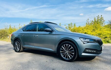 Skoda Superb III рестайлинг, 2020 год, 3 980 000 рублей, 5 фотография