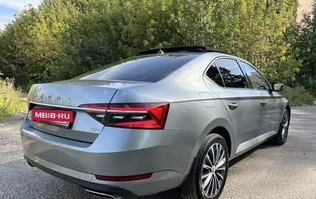 Skoda Superb III рестайлинг, 2020 год, 3 980 000 рублей, 10 фотография