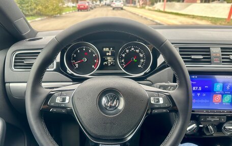 Volkswagen Jetta VI, 2017 год, 1 540 000 рублей, 7 фотография