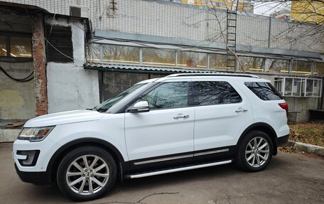 Ford Explorer VI, 2016 год, 2 900 000 рублей, 21 фотография