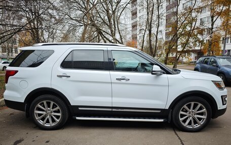 Ford Explorer VI, 2016 год, 2 900 000 рублей, 23 фотография