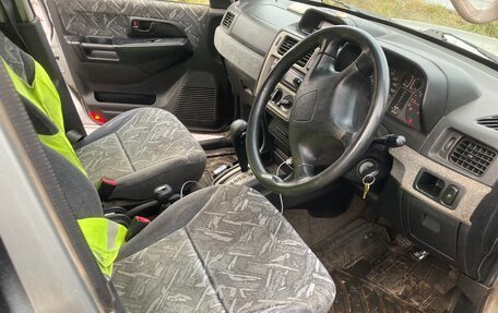 Mitsubishi Pajero iO, 1999 год, 550 000 рублей, 6 фотография