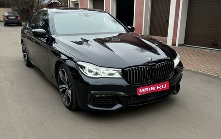 BMW 7 серия, 2018 год, 4 900 000 рублей, 1 фотография