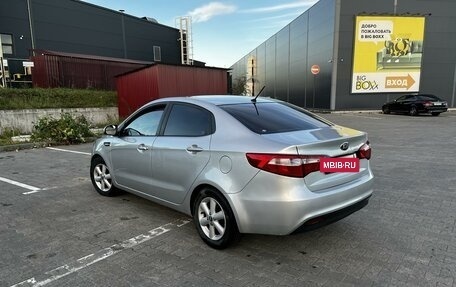 KIA Rio III рестайлинг, 2014 год, 760 000 рублей, 2 фотография