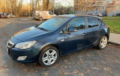 Opel Astra J, 2010 год, 600 000 рублей, 1 фотография