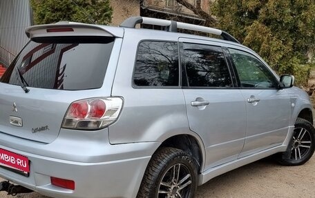 Mitsubishi Outlander III рестайлинг 3, 2004 год, 637 000 рублей, 9 фотография