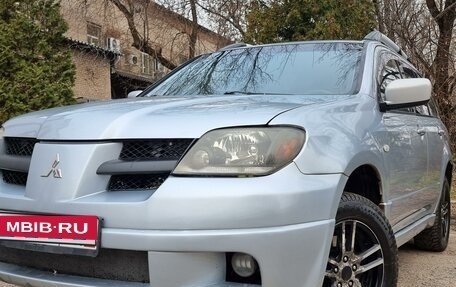 Mitsubishi Outlander III рестайлинг 3, 2004 год, 637 000 рублей, 17 фотография