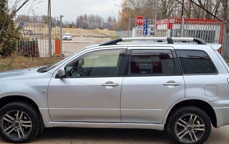 Mitsubishi Outlander III рестайлинг 3, 2004 год, 637 000 рублей, 33 фотография