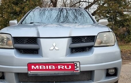 Mitsubishi Outlander III рестайлинг 3, 2004 год, 637 000 рублей, 34 фотография