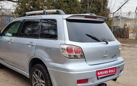 Mitsubishi Outlander III рестайлинг 3, 2004 год, 637 000 рублей, 38 фотография