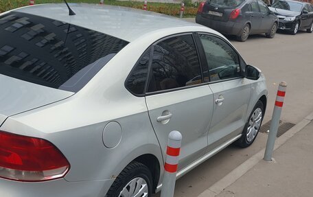 Volkswagen Polo VI (EU Market), 2012 год, 900 000 рублей, 37 фотография