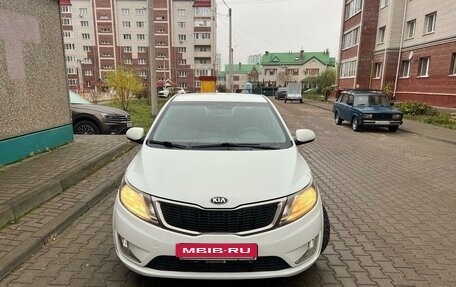 KIA Rio III рестайлинг, 2014 год, 1 000 000 рублей, 2 фотография