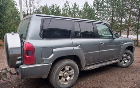 Nissan Patrol, 2006 год, 2 000 000 рублей, 2 фотография