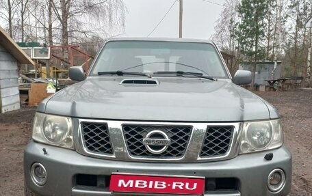 Nissan Patrol, 2006 год, 2 000 000 рублей, 1 фотография