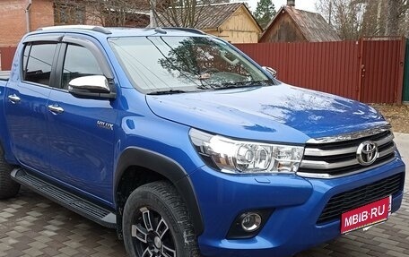 Toyota Hilux VIII, 2018 год, 3 800 000 рублей, 1 фотография