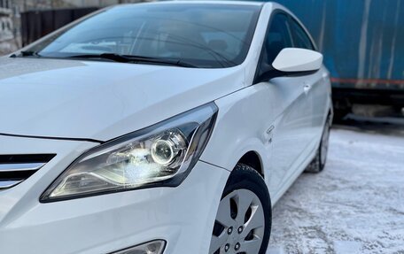 Hyundai Solaris II рестайлинг, 2015 год, 1 299 000 рублей, 4 фотография