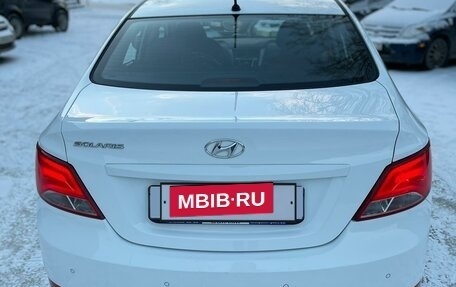 Hyundai Solaris II рестайлинг, 2015 год, 1 299 000 рублей, 5 фотография