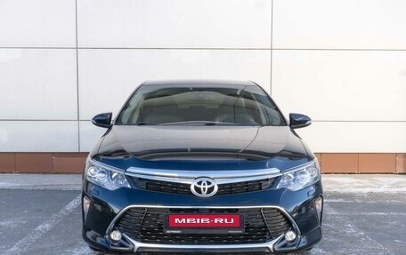 Toyota Camry, 2017 год, 2 549 000 рублей, 3 фотография