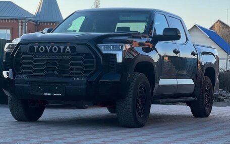 Toyota Tundra, 2022 год, 11 500 000 рублей, 2 фотография