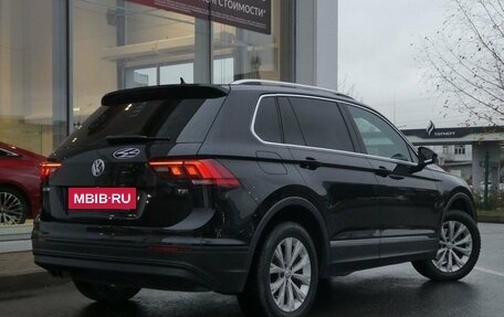 Volkswagen Tiguan II, 2017 год, 2 150 000 рублей, 6 фотография