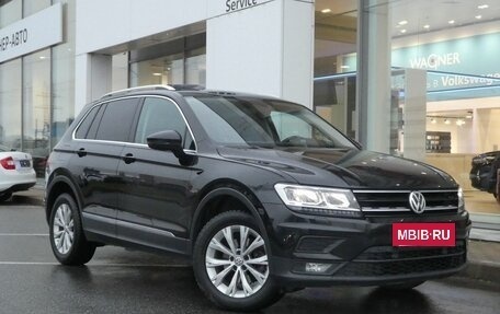 Volkswagen Tiguan II, 2017 год, 2 150 000 рублей, 3 фотография