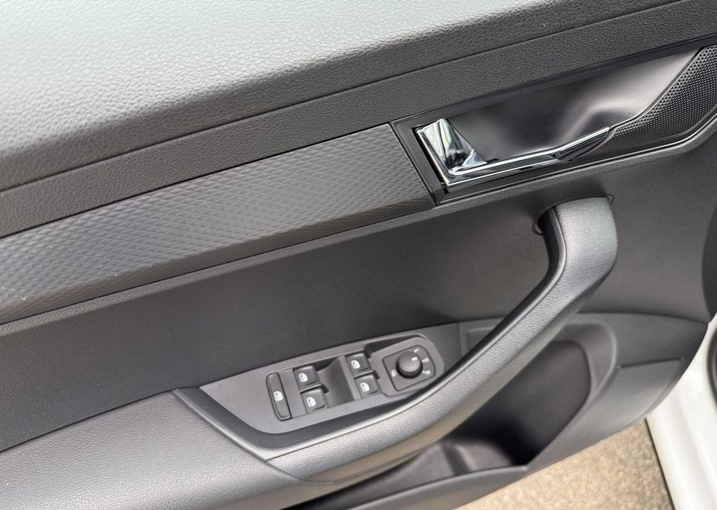 Skoda Karoq, 2021 год, 2 416 000 рублей, 16 фотография