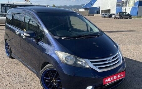 Honda Freed I, 2010 год, 1 230 000 рублей, 2 фотография