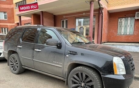 Cadillac Escalade III, 2011 год, 2 050 000 рублей, 1 фотография