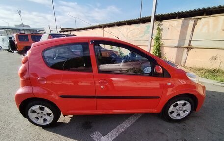 Peugeot 107 I рестайлинг, 2009 год, 550 000 рублей, 14 фотография