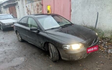 Volvo S60 III, 2003 год, 350 000 рублей, 2 фотография