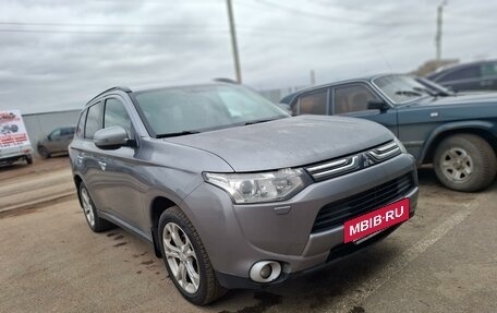 Mitsubishi Outlander III рестайлинг 3, 2012 год, 1 151 000 рублей, 3 фотография