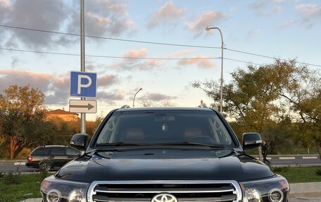 Toyota Land Cruiser 200, 2014 год, 4 800 000 рублей, 3 фотография