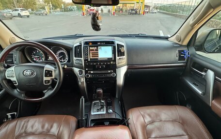 Toyota Land Cruiser 200, 2014 год, 4 800 000 рублей, 11 фотография