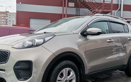 KIA Sportage IV рестайлинг, 2016 год, 1 900 000 рублей, 2 фотография