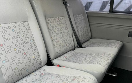 Volkswagen Caravelle T5, 2007 год, 1 480 000 рублей, 13 фотография